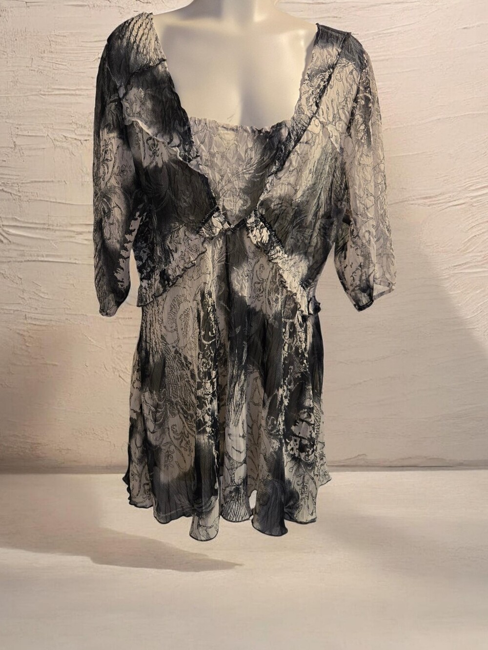 Bellissima Fashions Black White Sheer Crinkle Tunic Top Size XL
